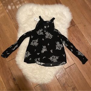 NWT Full Tilt Floral Long Sleeve